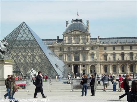 Il Louvre