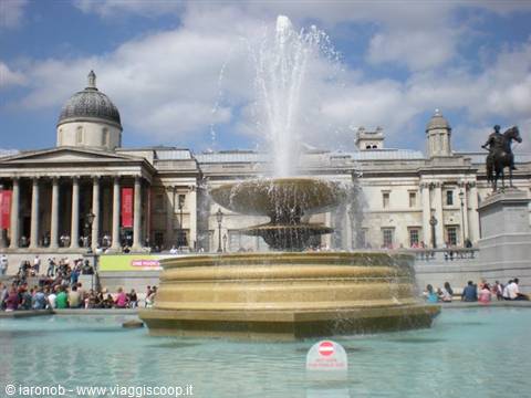 Fontana di Trafalgar