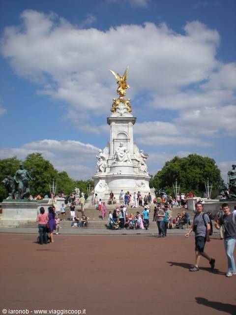 Quuen Victoria Memorial