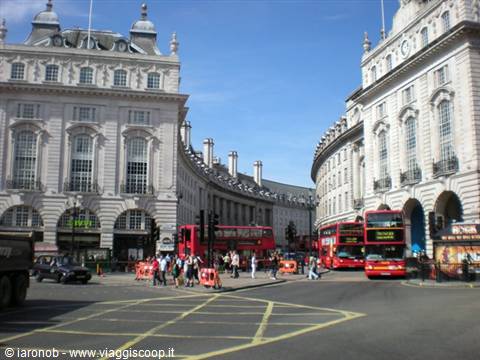 veduta da Piccadilly