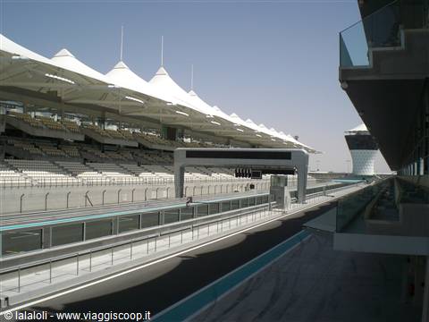 circuito yas marina e ferrari world