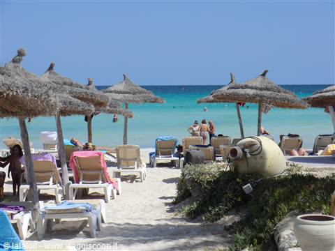 la spiaggia del Rym Beach