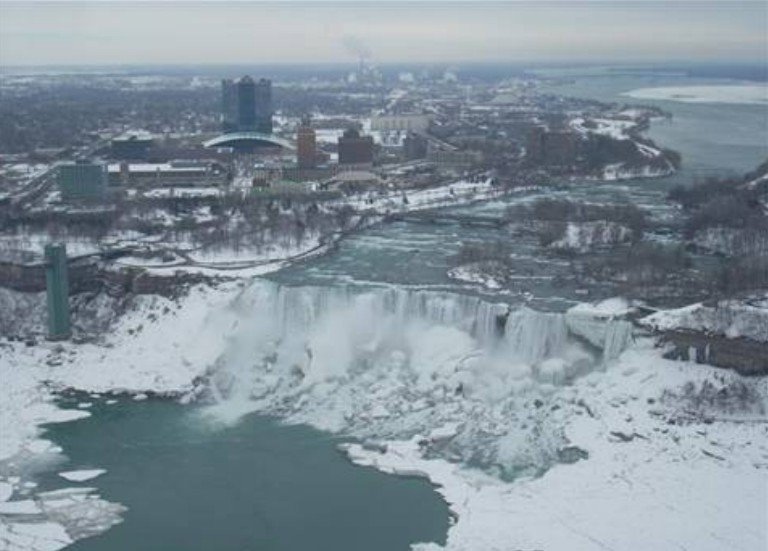 Le Cascate D'Inverno