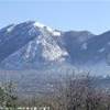 MONTELLA - Monte innevato domina il borgo di Bagnoli Irpino ITALIA 