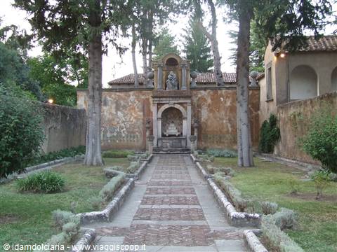 PADULA - Giardini della Certosa