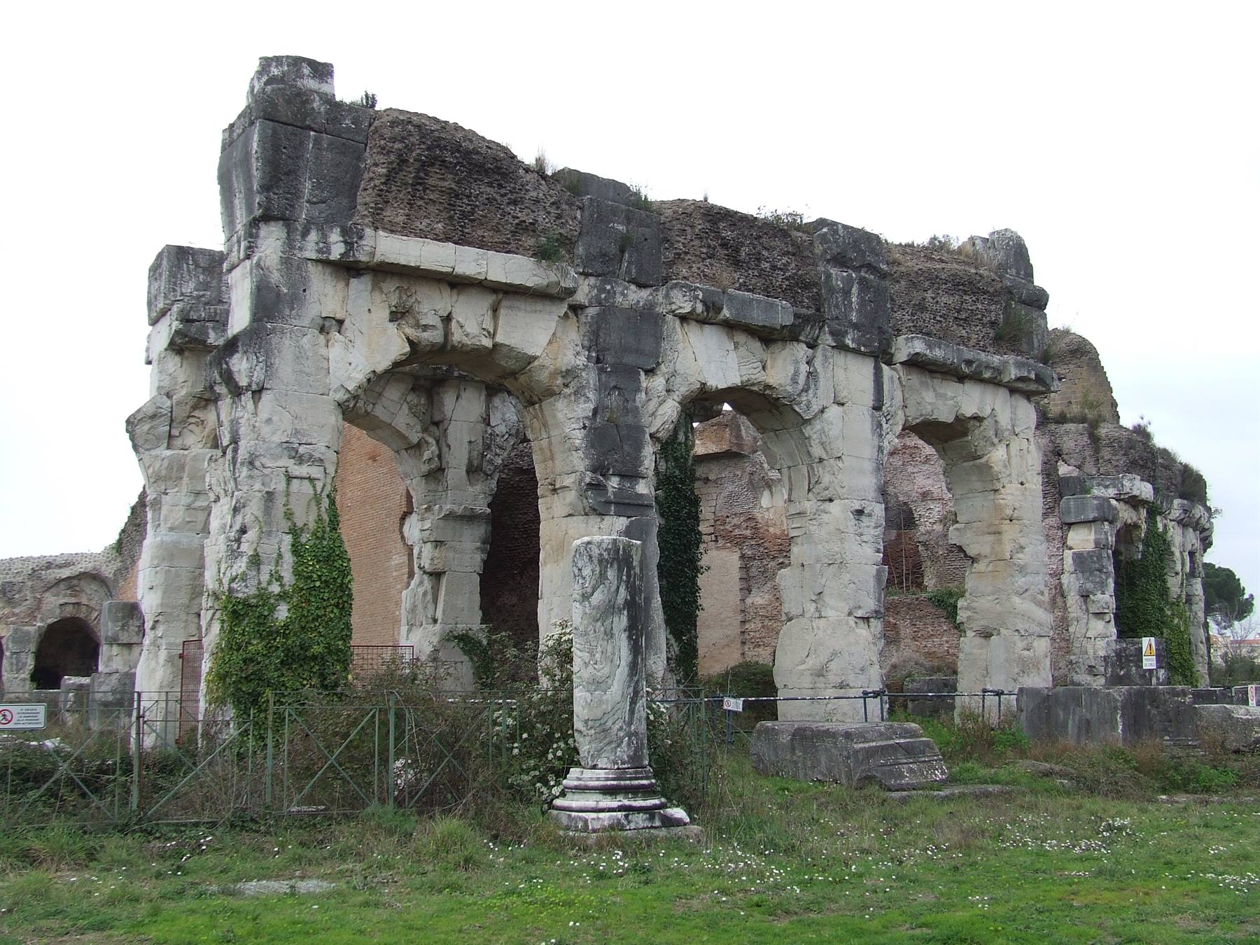 S. MARIA CAPUA VETERE - Anfiteatro Campano