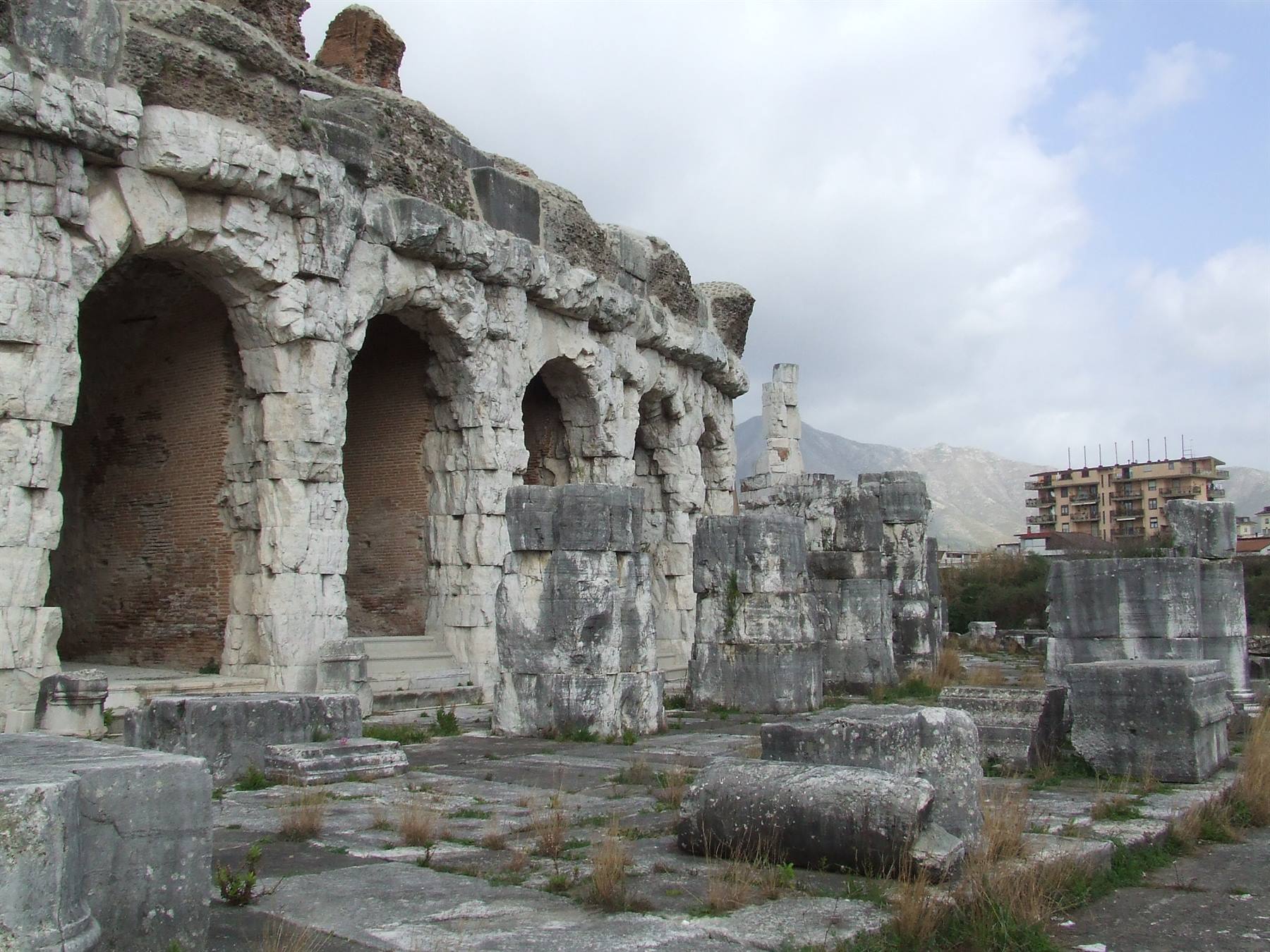 S. MARIA CAPUA VETERE - Anfiteatro Campano