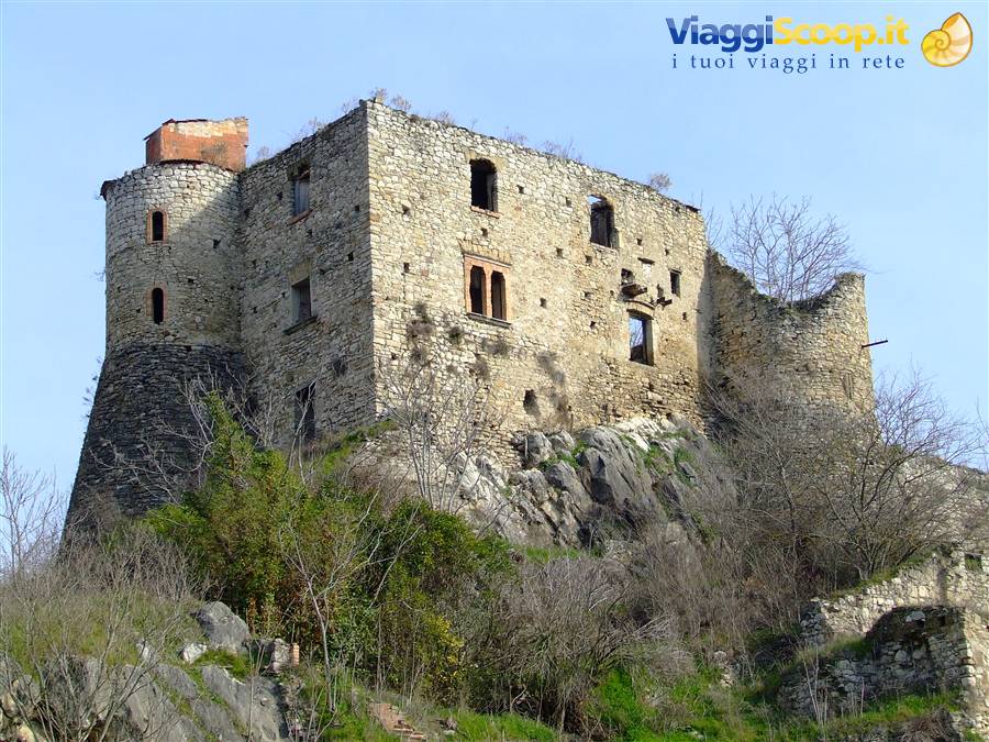MELITO IRPINO - Castello