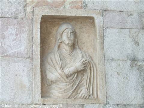 ABBAZIA del GOLETO - Effige Romana