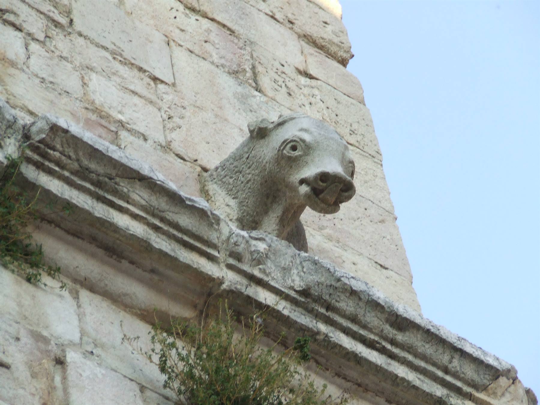 ABBAZIA del GOLETO - Particolare della Torre di Febronia