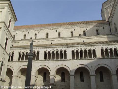 BARI - Chiostro Diocesano