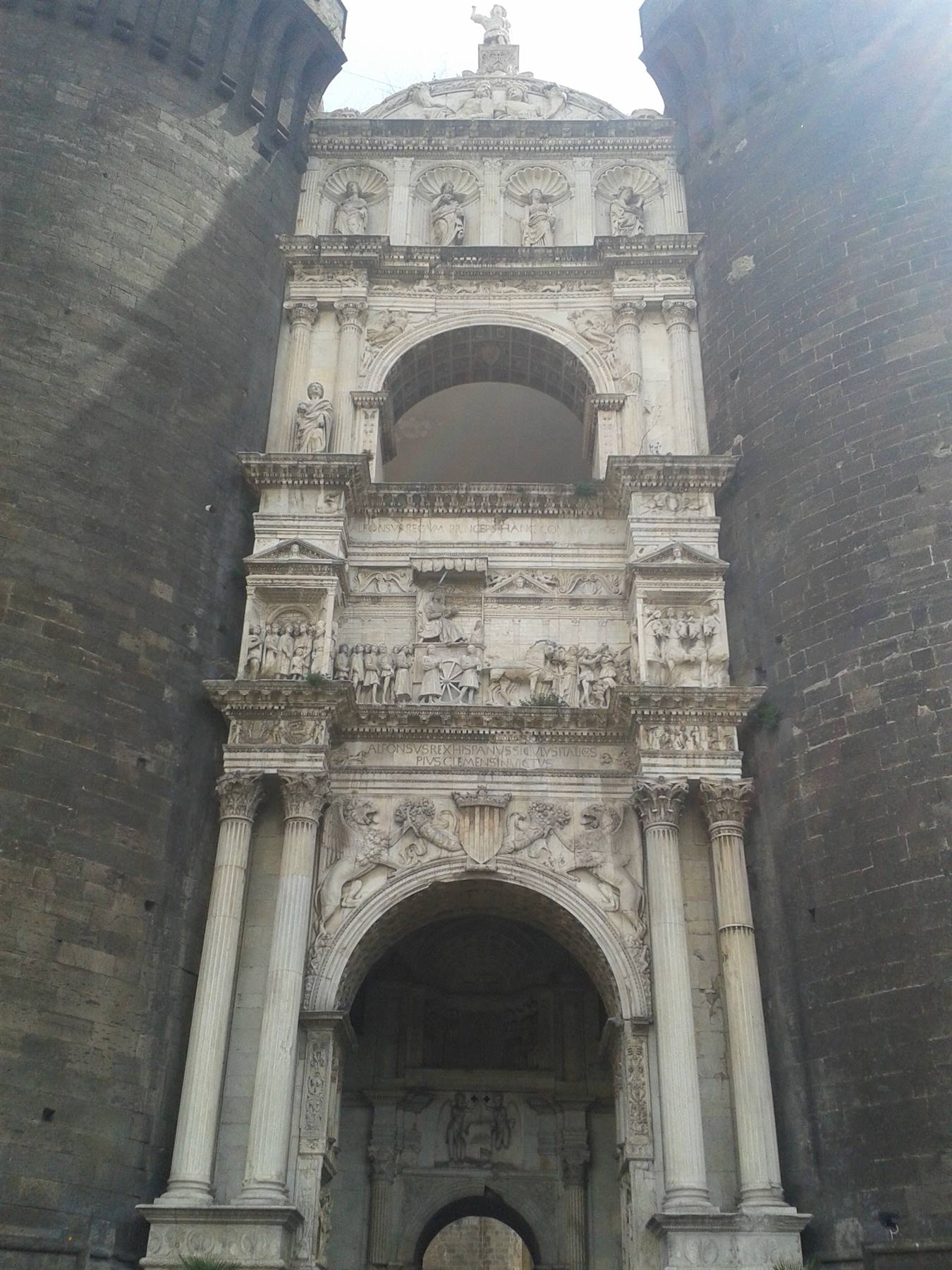 NAPOLI - Maschio Angioino