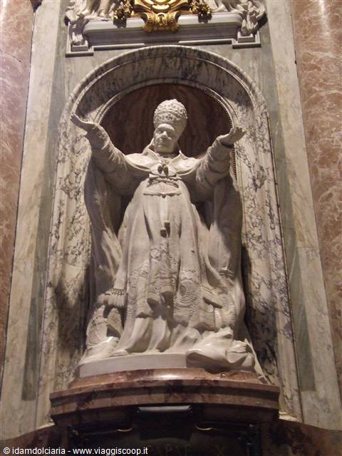 BASILICA DI S. PIETRO - Particolare