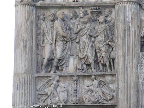 BENEVENTO - Arco di Traiano : particolare