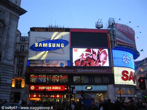 piccadilly circus