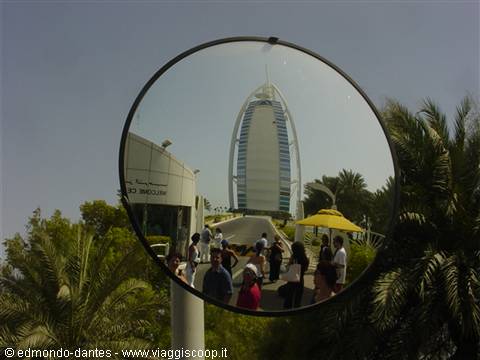 Il Burg Al Arab di Dubai
