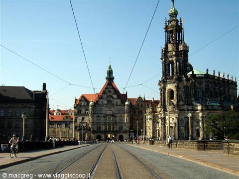 Dresda, veduta sull'Altmarkt, Cattedrale e Gergentor