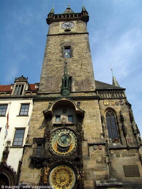 l'orologio astronomico delMunicipio