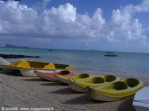 canoe a riposo