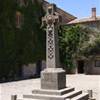 Croce di pietra all'interno del Castello Nelson ITALIA 