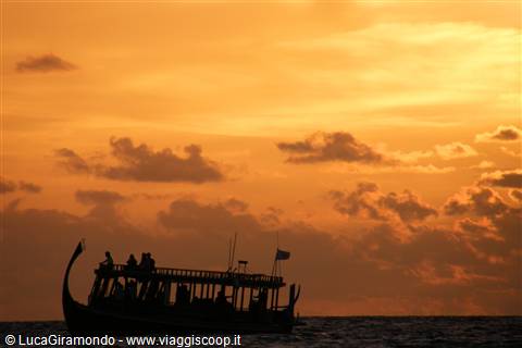 Olhuveli - Tramonto a Sunset Beach 