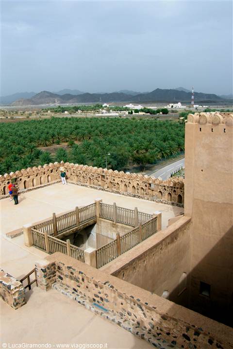 Jabrin Castle
