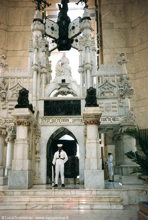 Santo Domingo - Tomba di Colombo