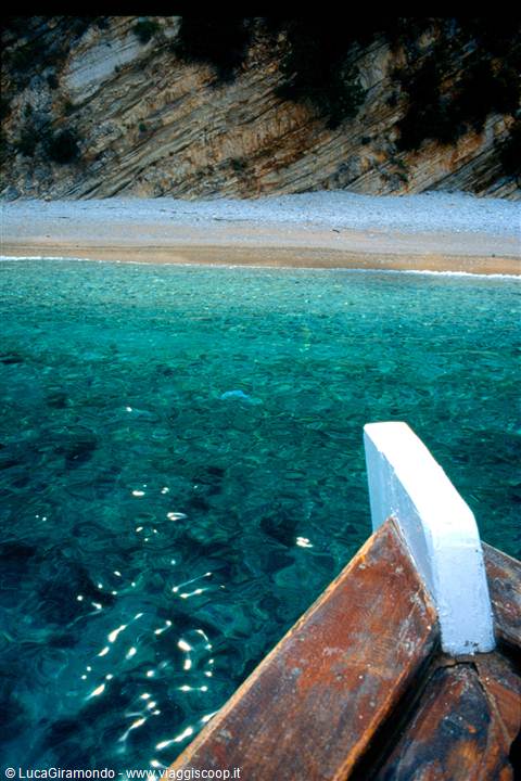 Itaca - Baia lungo la costa