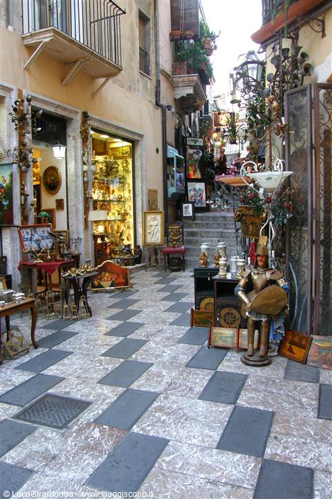 Taormina: Corso Umberto I