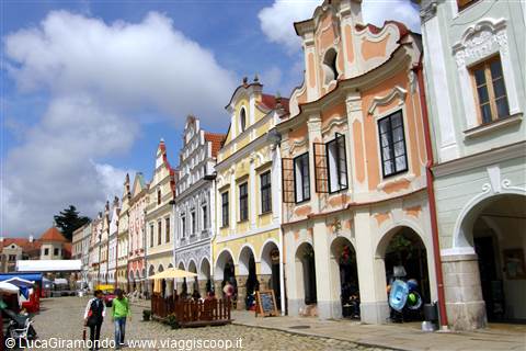 Telc: Námesti Zachariáse z Hradce