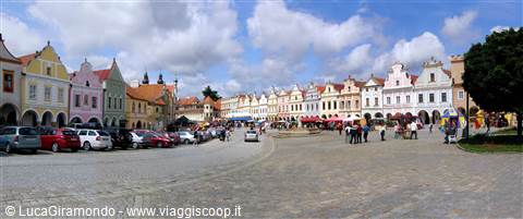 Telc: Námesti Zachariáse z Hradce