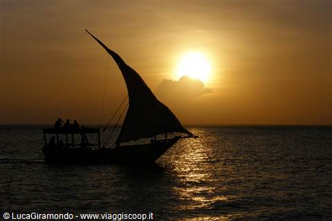 Tramonto a Kendwa