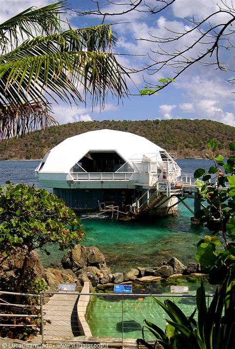 L'Undersee Observatory