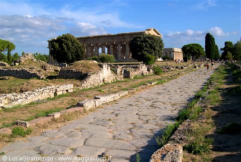 Paestum: la Via Sacra