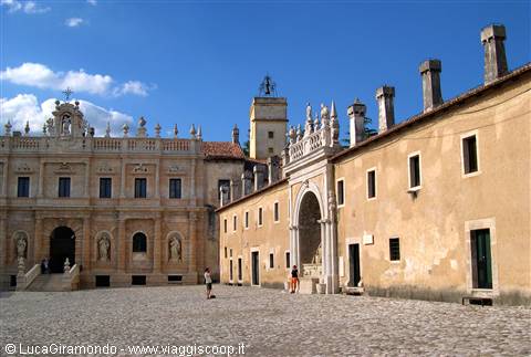 Certosa di Padula