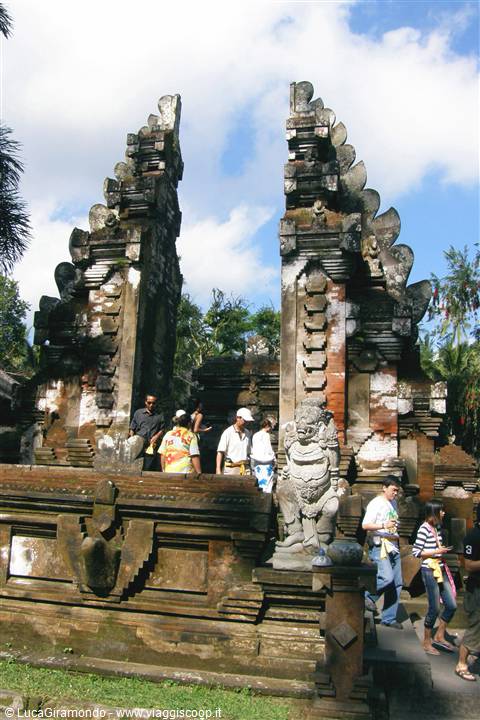 Pura Tirta Empul