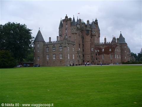 GLAMIS CASTLE