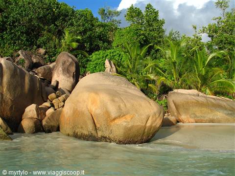 ANSE LAZIO