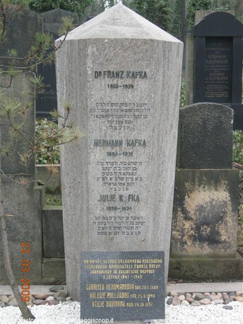Praga - tomba Kafka
