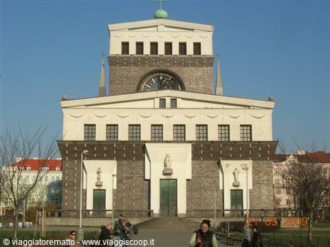 Praga - chiesa Sacro Cuore