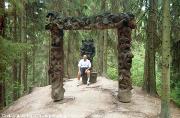 Neringa - statue nella foresta