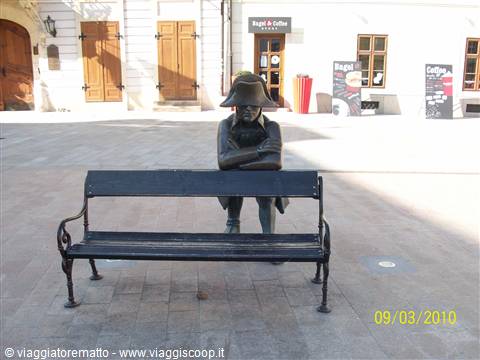 Bratislava - soldato francese statua