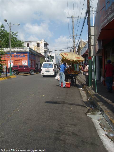 Santo Domingo per le vie