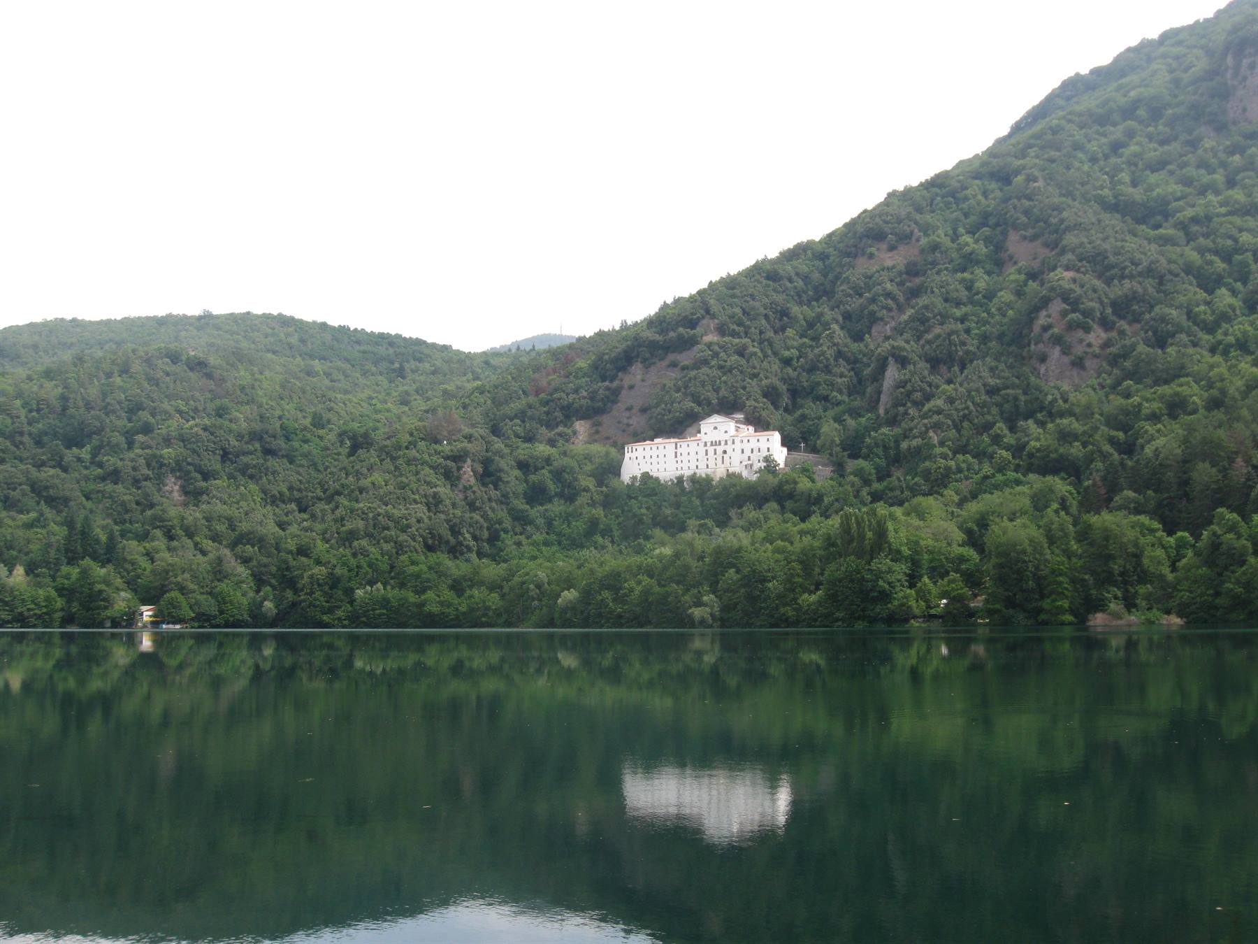 Monticchio lago piccolo