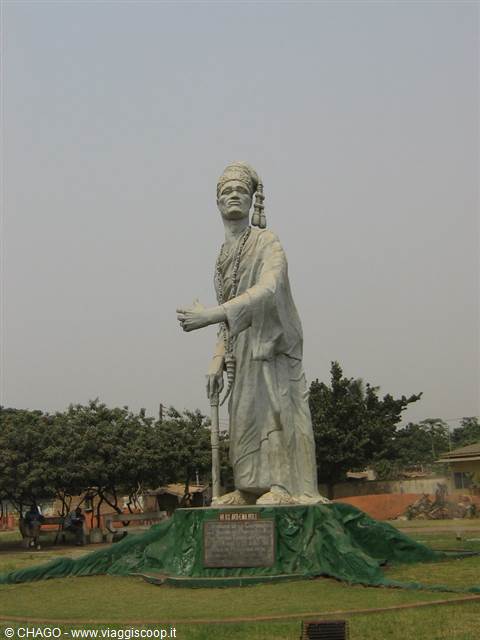 statua re Toffa