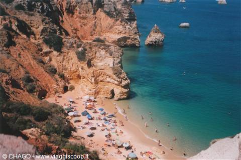 PRAIA DOS TRES IRMAOS