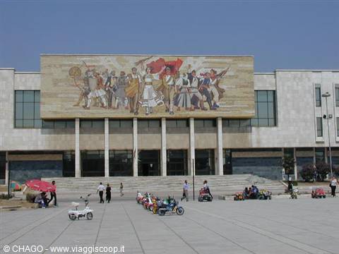 TIRANA - MUSEO NAZIONALE