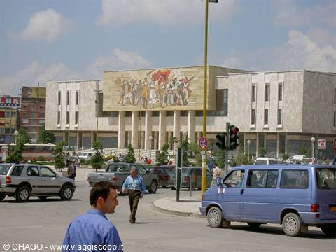 TIRANA MUSEO NAZIONALE