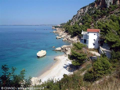 COSTA DI VALONA