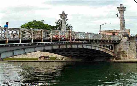 Matanzas, ponte Versalles